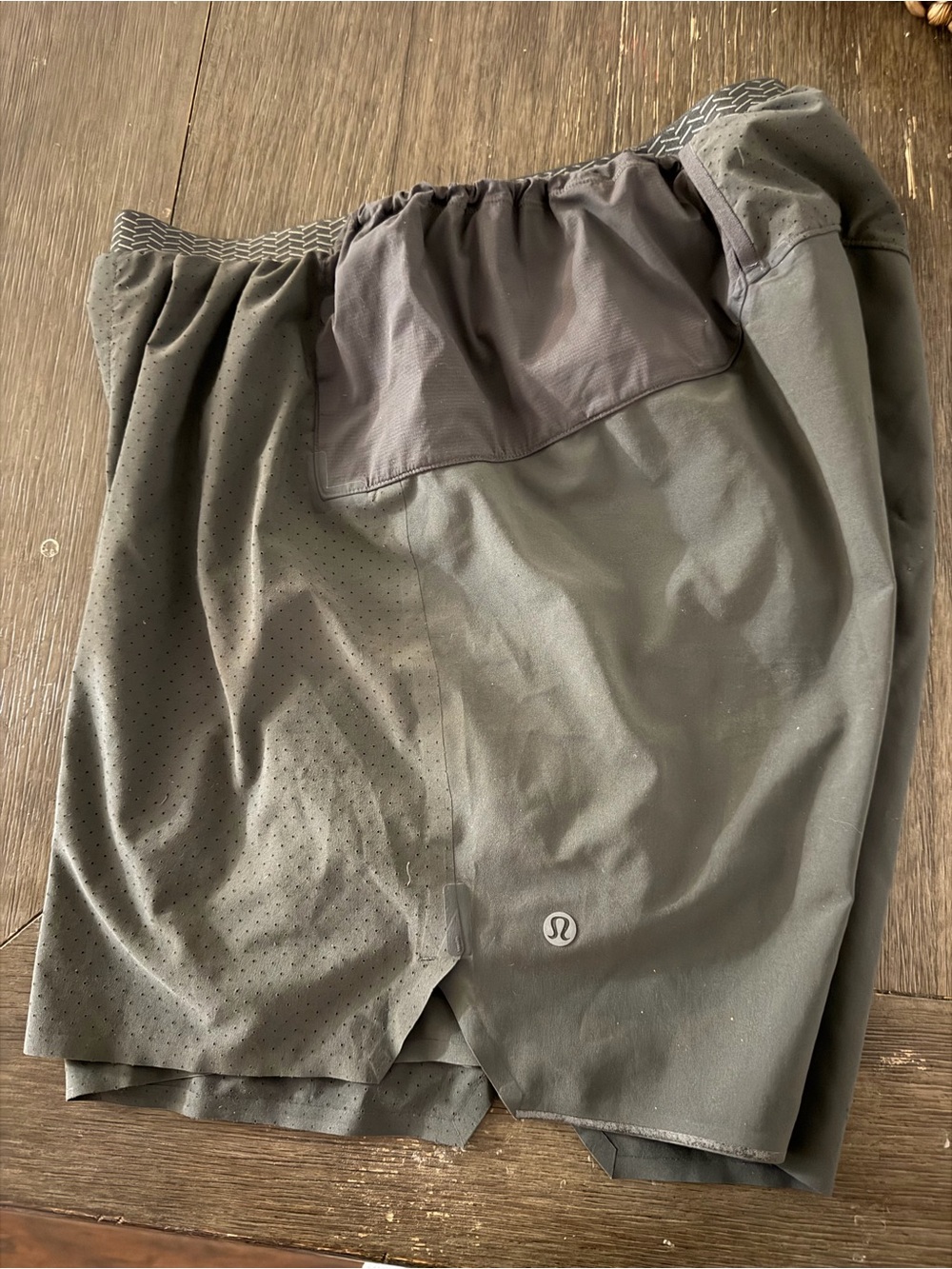 lululemon athletica Men’s Charcoal Gray Athletic Shorts